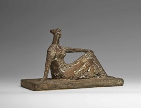 Sitzende (klein), 1985, Bronze, 16 x 28 x 12 cm